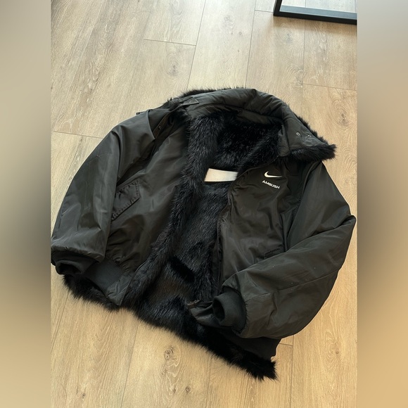 Nike x Ambush Reversible Faux Fur Coat - Picture 3 of 7